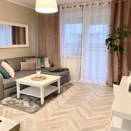 Apartament Szosa Chelminska Apartment Torun Bagian luar foto